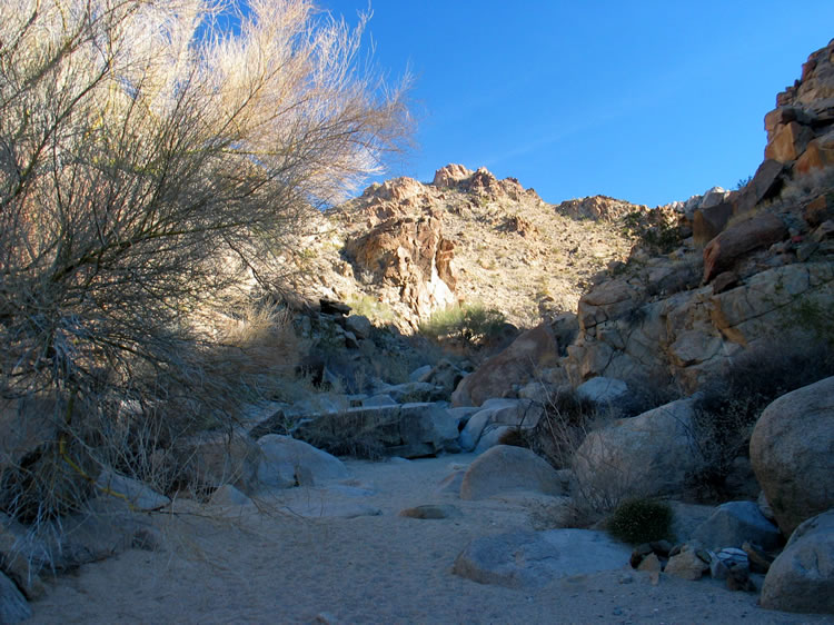 We finally make it safely to the canyon bottom and set off again.