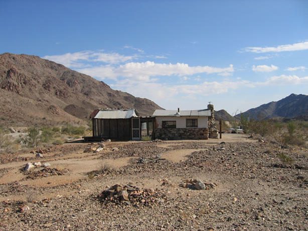 The back side of the cabin.