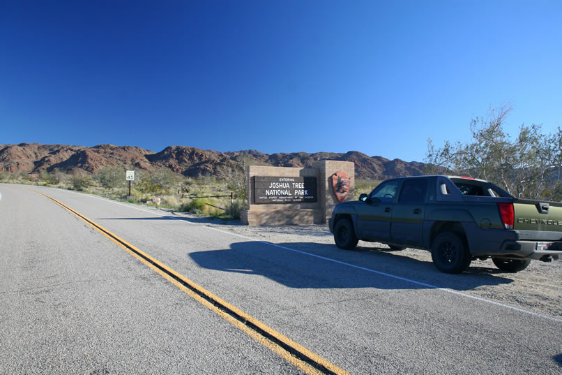 The southern entrance to Joshua Tree National Park.