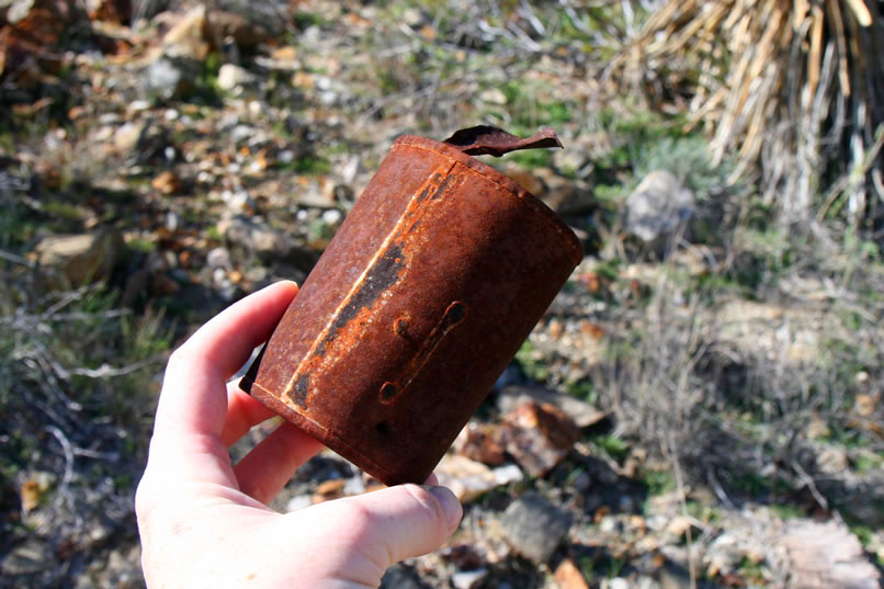 This can, with its solder sealed lapped side seam definitely dates back to the late 1800's.  Sadly, though, nothing else turns up.  We had high hopes for this mine but at least we had fun getting here!