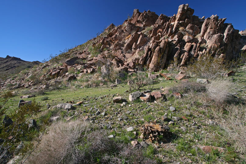 From the mine, we notice a flat site across the wash and decide to check it out.