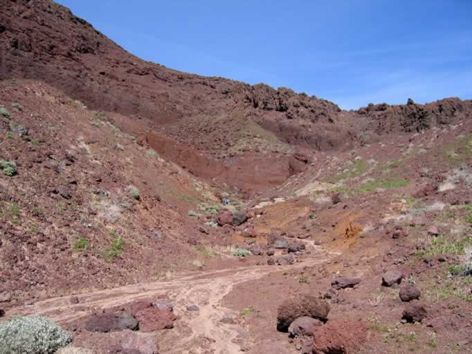 We explored an interesting wash on the east side of the mine.