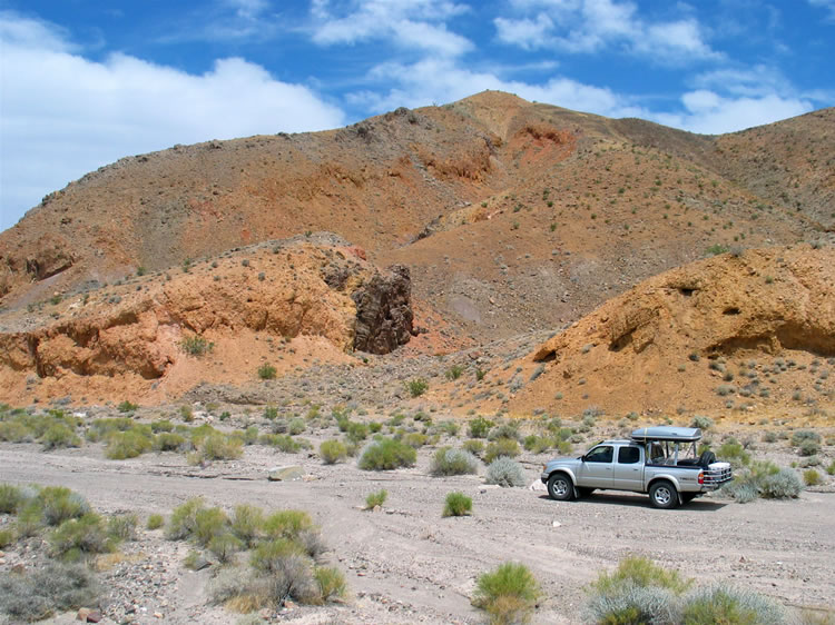 Colorful Sagenite Canyon offers another excuse to take a break and do a bit of exploring.