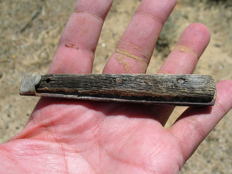 The handle of an old knife.