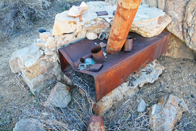 In the surrounding hills, many small prospects, and even larger mines such as the Ming, held out the promise of a major strike.