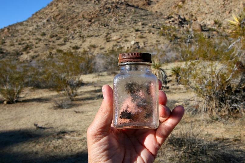 This glass jar, as you'll see in the following photo, appears to have contained a health product.