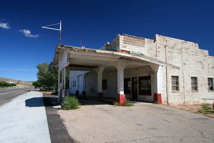 We arrived at the village of Peach Springs on the day before the hike.  As we drove slowly along old Route 66 we checked out the now closed Shell gas station that dates back to the 1920's.  That might seem like a long time ago, but it was way back in 1775 when Francisco Garces visited this spot and called it Saint Basil's Wells.  After Lt. Ned Beale's camel-mounted expedition in the early 1800's, the Mormon missionaries who followed him planted the peach trees near the springs which later led to the town's name.