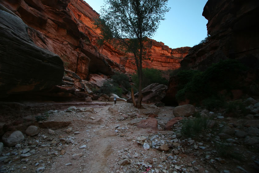 Even though the whole hike is uphill, we're still setting a fast pace.  One of the reasons is because we've eaten six days worth of food and our packs are quite a bit lighter!