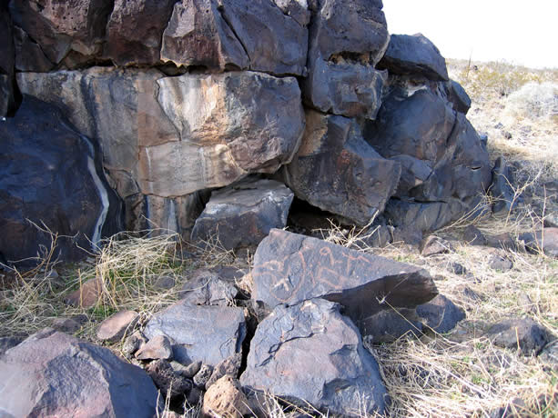 Some petroglyphs on the far west side of the Howe's Tank site.