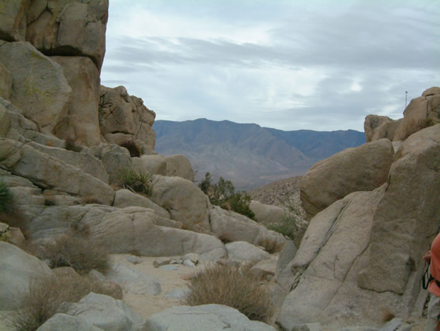 Approaching the dropoff into Smuggler Canyon.