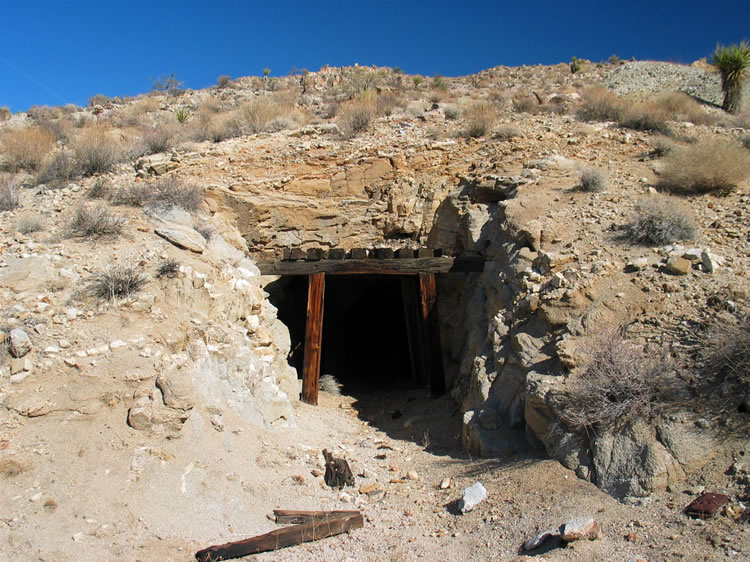 The tunnel entrance.