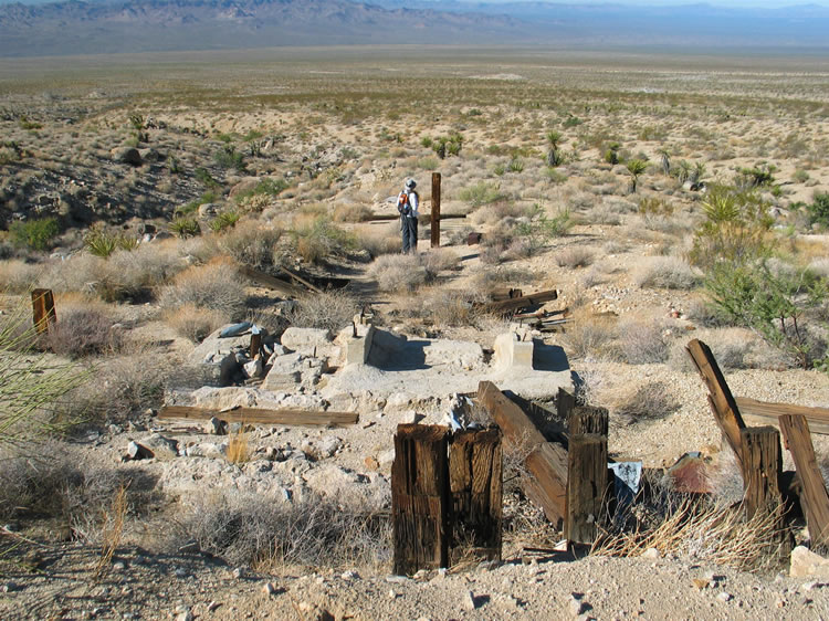 Here's one last look before we continue up the canyon toward the mine itself.