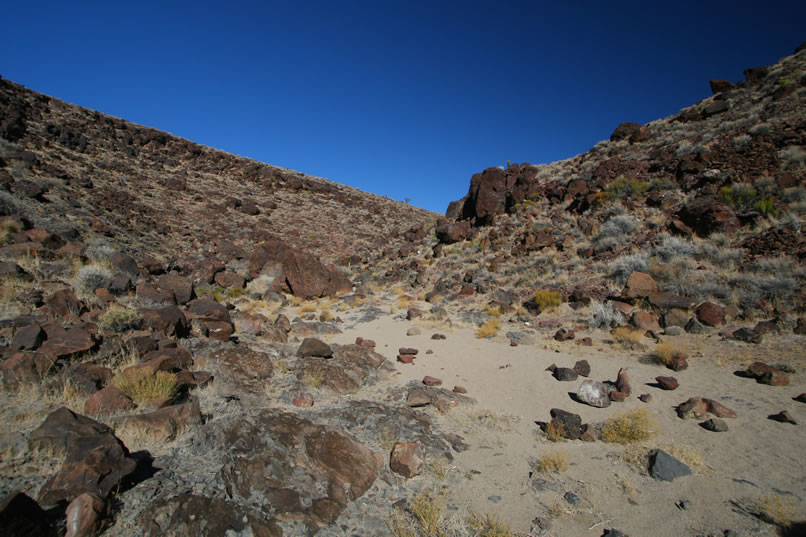 Jamie's route up the wash is not only scenic but also produces some nice finds as you can see in the following photos.