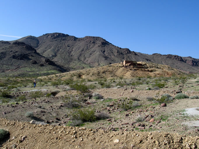 The next morning we explored a small mill on B Hill.  The high cost of water made the mill economically unfeasible.