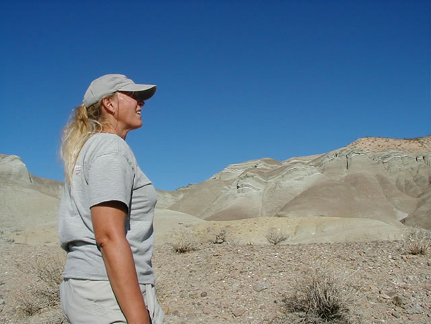 Entering the Rainbow Basin area.