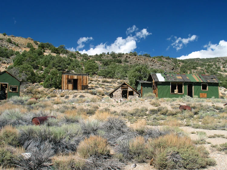 Our first view of the workers' cabins near the old mill at the Red Rock Mine.