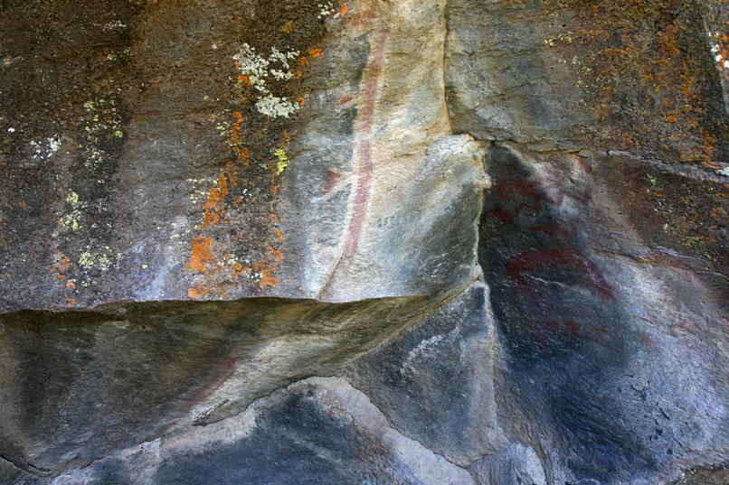 In this photo, and the following ones, you can see that the multi-colored pictographs created so long ago are still visible and can still excite the imagination of the viewer.