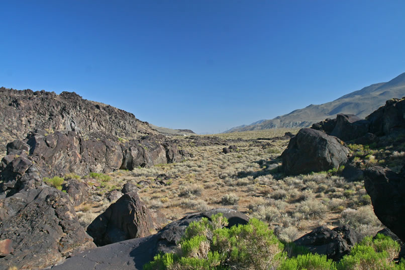 This is a look at the area we're exploring.  It's composed of little valleys between ridges of basalt.