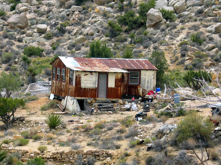 This is the second one, a little south of the first.  Again, it looks well used.  We didn't approach either cabin closely.