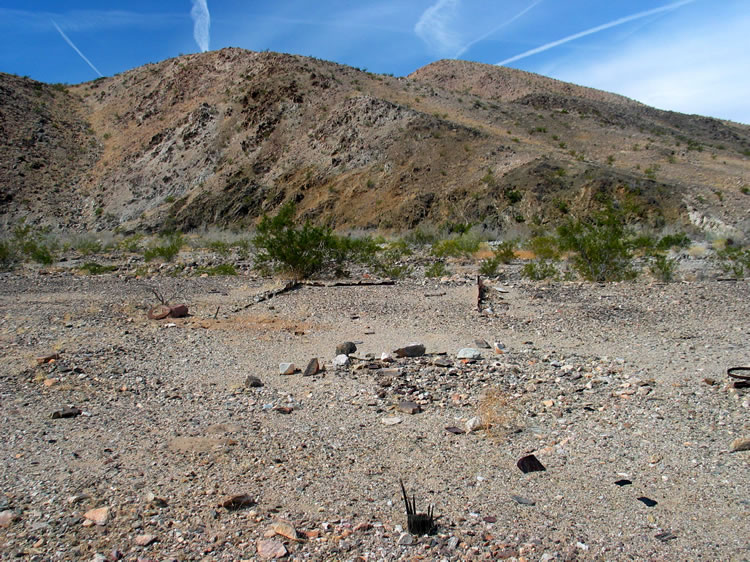 A look back at the tin cabin remains.