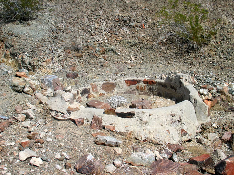 Although this mine was visited by the crew doing the 1983 Historic Resource Study of Joshua Tree National Park, no mention is made of this arrastra.