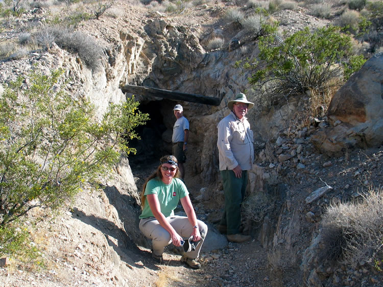 Our tunnel exploration crew of Niki, Mohave, Joe and Jamie behind the camera.