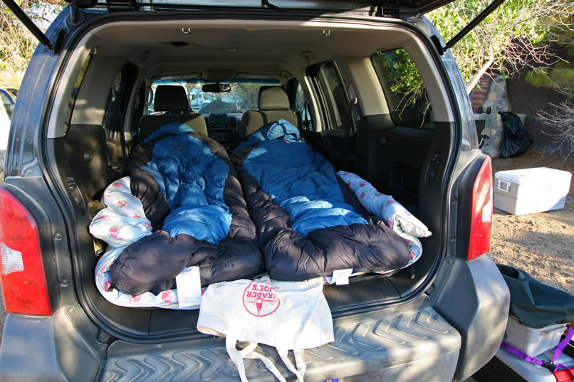 This sure looks like cozier sleeping arrangements than we used to have in the bed of the Toyota pickup!  We must say that we're impressed with the performance of the Xterra so far.