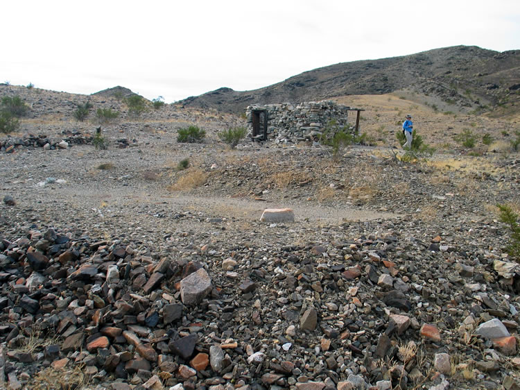 Surrounding the cabin are flat sites where tent cabins were probably set up.