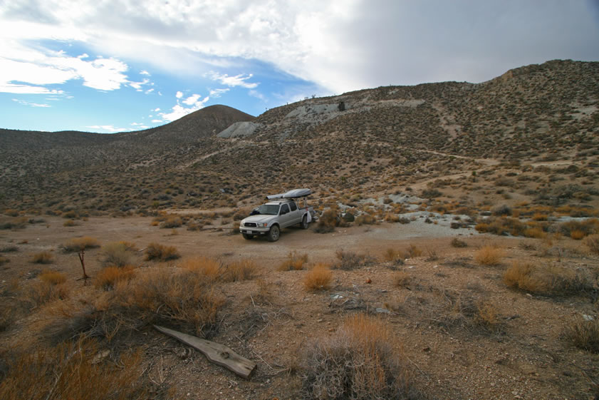 A look down from Dezdan's campsite to the nearby Lizardmobile.