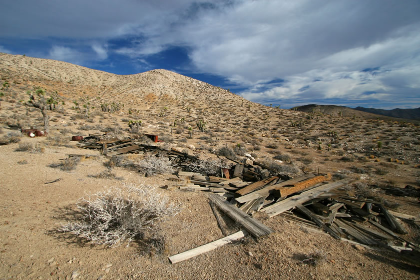 A look back at the upper ruin around which all these neat bits of the past have been found.